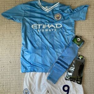 Brand new Erling Haaland Man City kit/jersey, size adult M.
